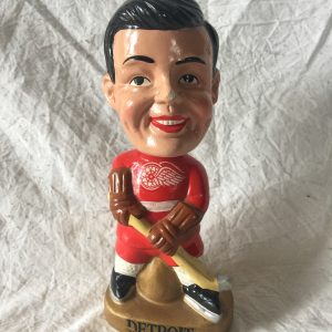 Detroit Redwings NHL Extremely Scarce Real Face Nodder 1968 Vintage Bobblehead