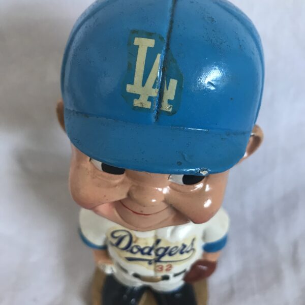 LA Dodgers #32 MLB Extremely Scarce Flat Cap Nodder 1968 Vintage Bobblehead Gold Base