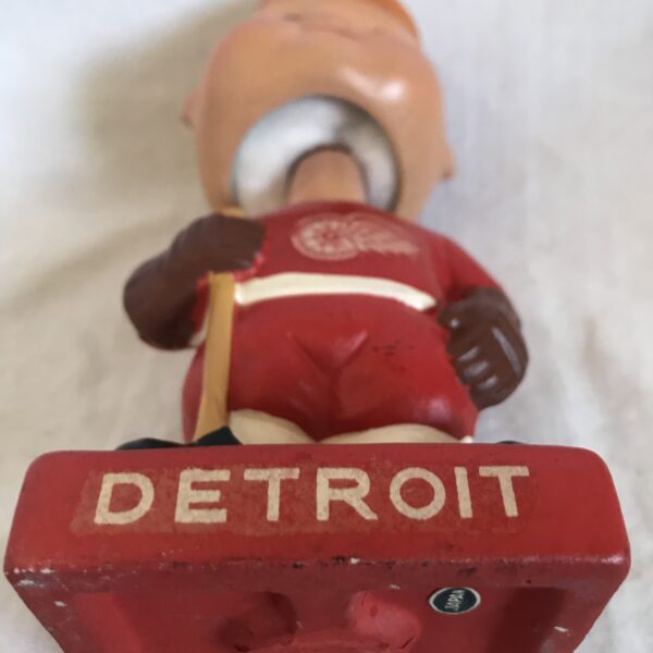 Detroit Redwings NHL 1962 Vintage Bobblehead Extremely Scarce Square Base Nodder
